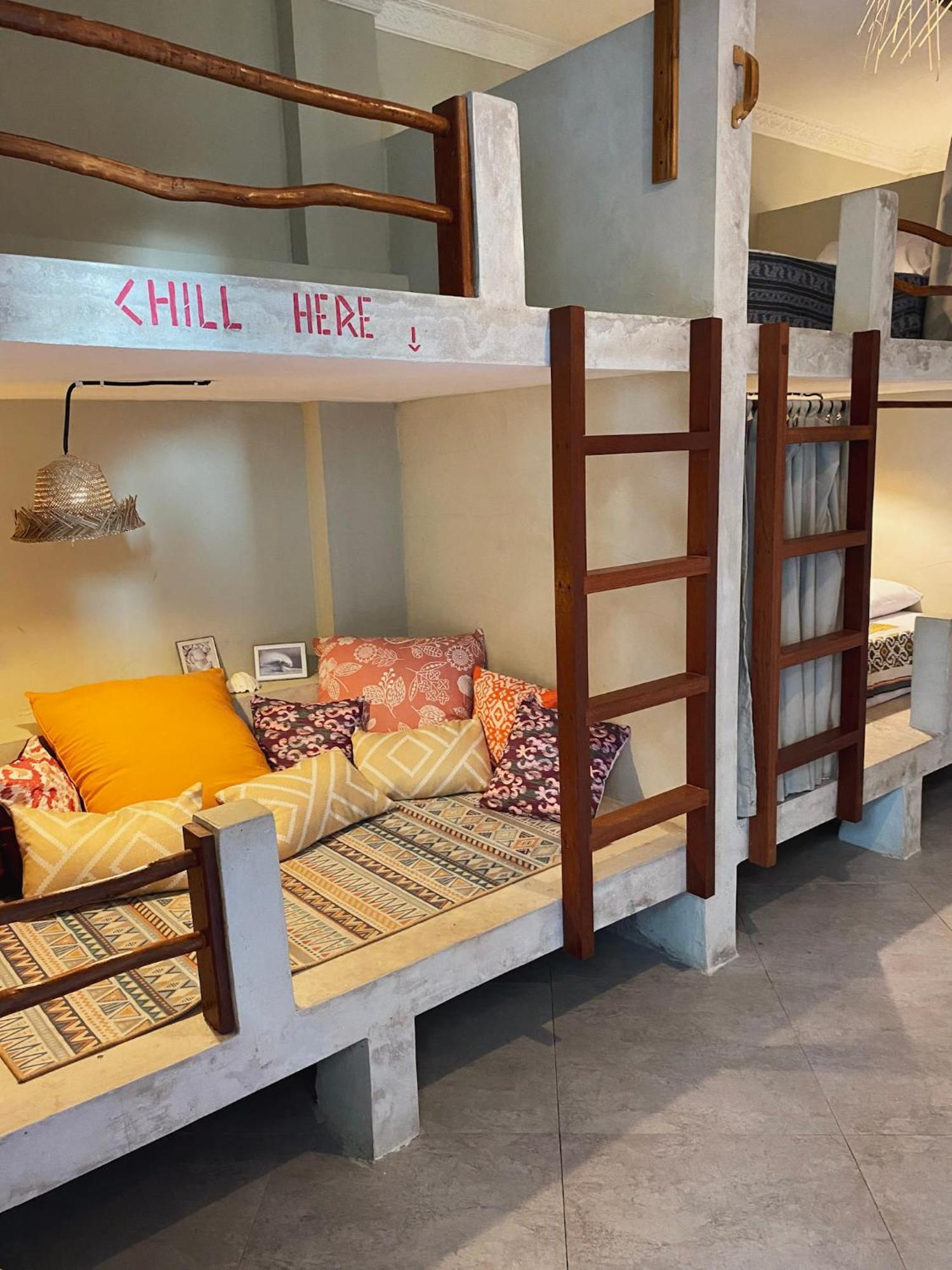 Secret Spot Surf And Stay Kuta  Εξωτερικό φωτογραφία